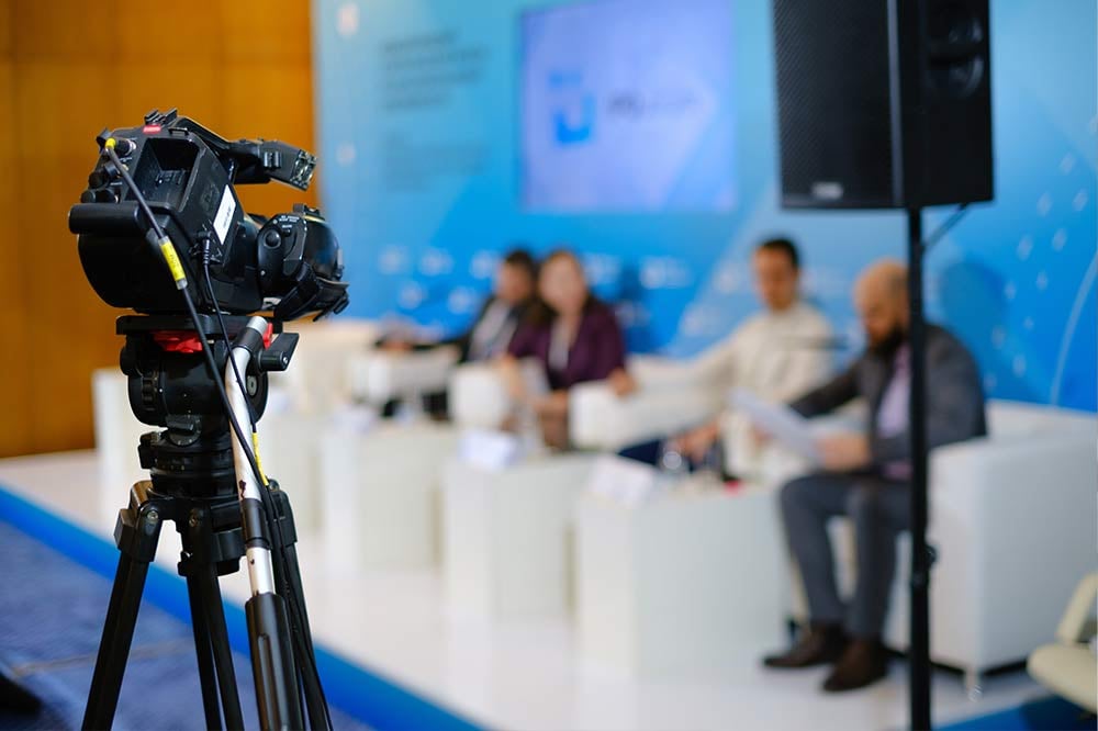 Budget-Friendly Live Streaming Equipment Guide | Enhance Your Webcast